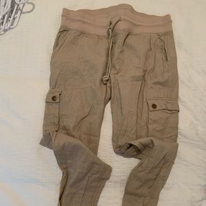 Beige camo trousers